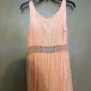 peach, lace dress